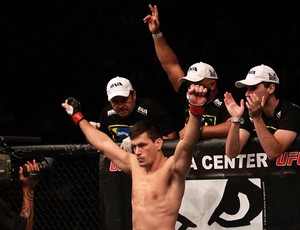 Demian Maia vence Jorge Santiago no UFC 136 (Foto: Divulgação/UFC)