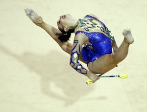 Pan ginástica rítimica Angelica Kvieczynski maças (Foto: Reuters)