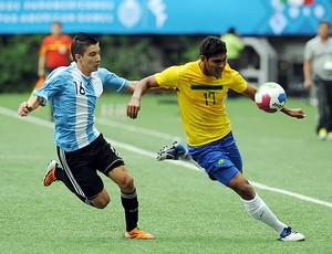 Adrian Martinez Rafael De Souza Brasil x Argentina Pan Guadalajara (Foto: AFP)