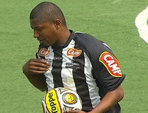 Reinaldo, jogador do Botafogo, showbol (Foto: Reprodução SporTV)