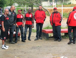torcedores do Flamengo no treino (Foto: Janir Junior / GLOBOESPORTE.COM)