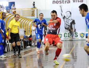 Joinville e Minas se enfrentam na semifinal da Taça Brasil de Futsal (Foto: Luciano Bergamaschi/Divulgação)