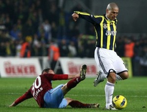 Alex Fenerbahçe Trabzonspor (Foto: Site Oficial / Fenerbahçe)