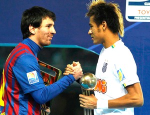 Neymar ganha abraço de Messi na final do Mundial (Foto: Reuters)