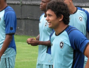 Elkeson no treino do Botafogo (Foto: Thales Soares/Globoesporte.com)