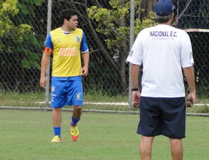 Kerlon, jogador do Nacional-MG (Foto: Marco Antônio Astoni/Globoesporte.com)