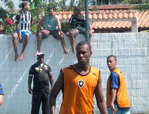 Brinner no treino do Botafogo (Foto: Thales Soares / Globoesporte.com)