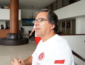 médico Inter Luiz Crescente (Foto: Diego Guichard / GLOBOESPORTE.COM)