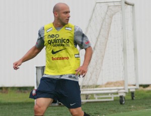 Alessandro, treino Corinthians (Foto: Anderson Rodrigues/Globoesporte.com)