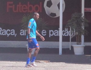 Marcos González no treino do Flamengo (Foto: Richard Fausto/GLOBOESPORTE.COM)