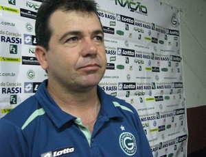 Enderson Moreira, técnico do Goiás (Foto: Rafaela Gonçalves/GLOBOESPORTE.COM)