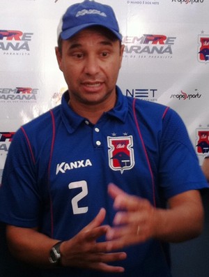 Ageu, técnico do Paraná Clube (Foto: Fernando Freire - RPC TV)