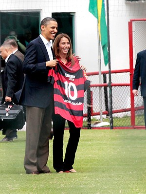 Patricia Amorim camisa flamengo barack obama (Foto: agência AP)