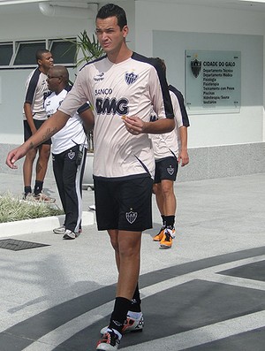 rever atlético-mg treino (Foto: Lucas Catta Prêta / Globoesporte.com)
