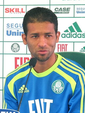 Pierre no treino do Palmeiras (Foto: Diego Ribeiro / GLOBOESPORTE.COM)