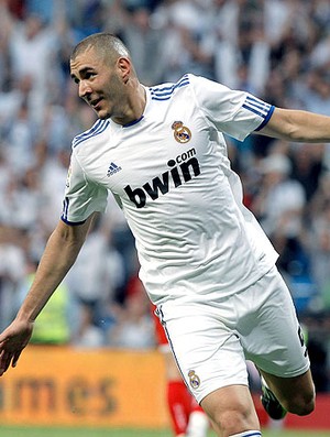 benzema real madrid gol almeria (Foto: agência Reuters)