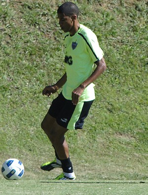 leonardo silva atlético-mg treino (Foto: Lucas Catta Prêta / Globoesporte.com)
