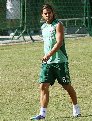 Rafael Moura no treino do Fluminense (Foto: Agência Photocâmera)