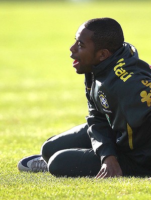 Robinho treino Seleção (Foto: EFE)