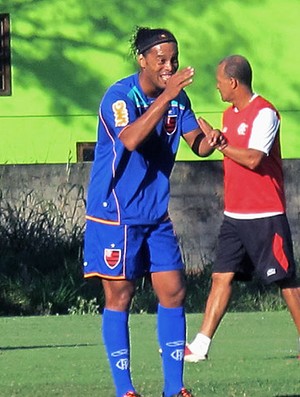 Ronaldinho no treino do Flamengo (Foto: Janir Junior / Globoesporte.com)