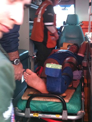 Wallyson cruzeiro ambulância (Foto: TV Globo Minas)