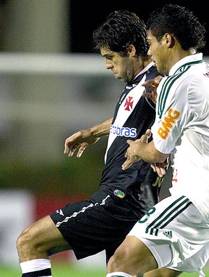 Juninho no jogo do Vasco contra o Palmeiras (Foto: Alexandre Cassiano / Ag. O Globo)