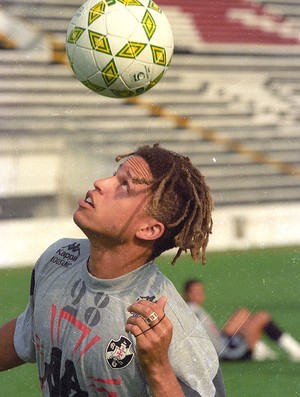 Coby Jones no treino do Vasco arquivo 1995 (Foto: Carlos Ivan / Ag. O Globo)