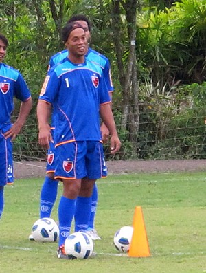 Ronaldinho Gaúcho no treino do Flamengo (Foto: Gustavo Rotstein / GLOBOESPORTE.COM)