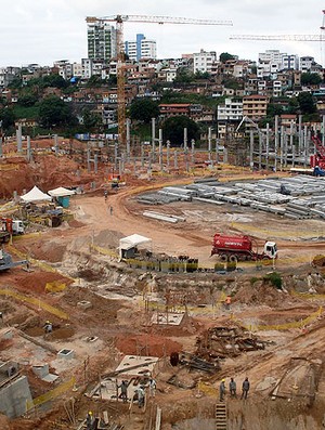 obras da Arena Fonte Nova em 29/08/2011 (Foto: Eric Luis Carvalho/Globoesporte.com)