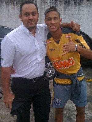 Neymar, no CT do Santos (Foto: Reprodução / Twitter)