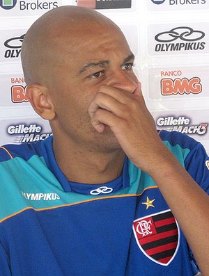 Alex Silva coletiva Flamengo (Foto: Janir Junior / Globoesporte.com)