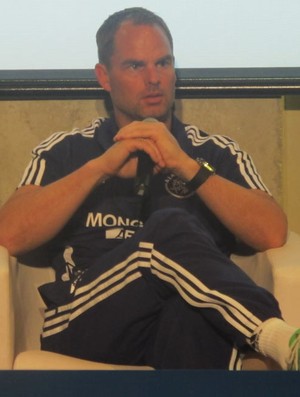 Frank De Boer, técnico do Ajax (Foto: Diego Ribeiro/Globoesporte.com)