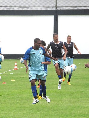 Jobson no treino do Botafogo (Foto: Thales Soares / Globoesporte.com)