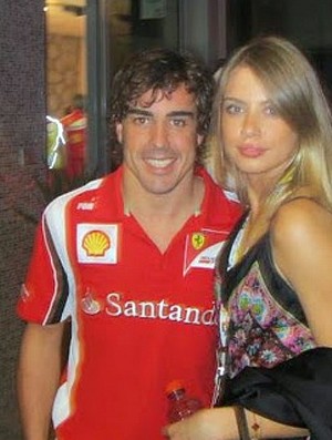 Fernando Alonso e Xenia Tchoumitcheva (Foto: Divulgação/Twitter)