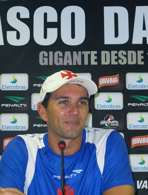 Rodrigo Poletto, preparador do Vasco  (Foto: Thiago Fernandes / GLOBOESPORTE.COM)