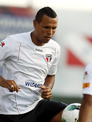 Luis Fabiano em treino do São Paulo, no Mangueirão (Foto: Rubens Chiri / Site oficial do São Paulo)