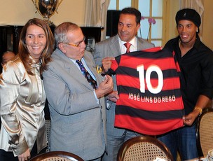 Ronaldinho Gaúcho, Patrícia Amorim e Luxemburgo na ABL (Foto: André Durão / GLOBOESPORTE.COM)