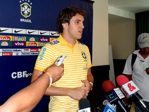 Bruno Uvini na coletiva da Seleção sub-20 (Foto: Victor Canedo / Globoesporte.com)