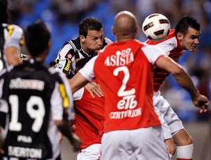 Gustavo, Botafogo x Santa Fé (Foto: Fernando Soutello/AGIF)