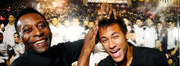 Pelé e Neymar em evento do Santos (Foto: Marcos Ribolli / GLOBOESPORTE.COM)