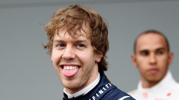 Vettel dá show e faz primeira pole de 2011 (Getty Images)