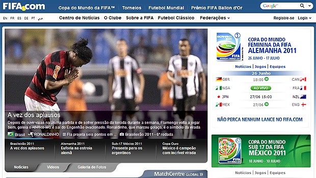 Ronaldinho site da FIFA (Foto: Reprodução)