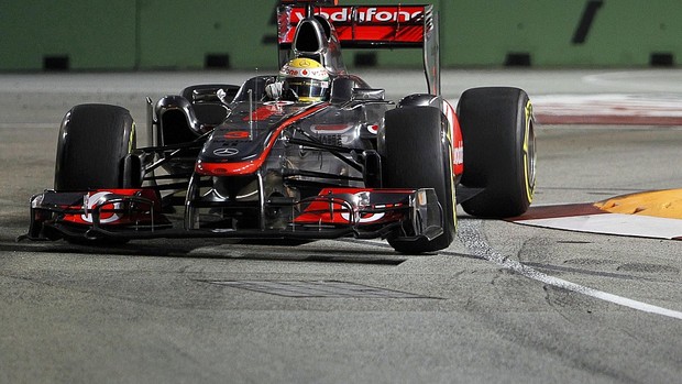 Lewis Hamilton treino livre GP de Cingapura McLaren (Foto: Reuters)