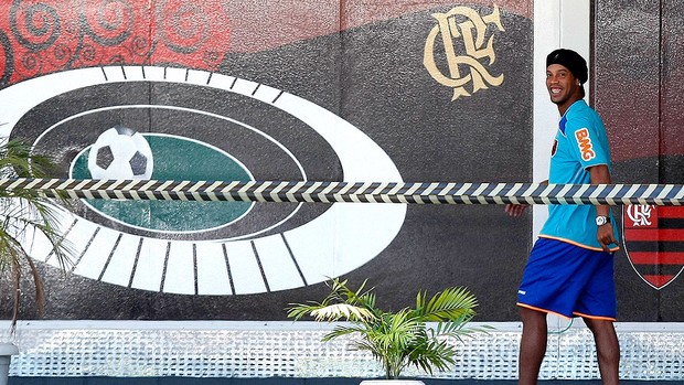 Ronaldinho Gaúcho na reapresentação do Flamengo (Foto: Fábio Castro / Ag. Estado)
