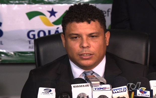 Ronaldo, durante evento em Goiânia (Foto: Reprodução/TV Anhanguera)