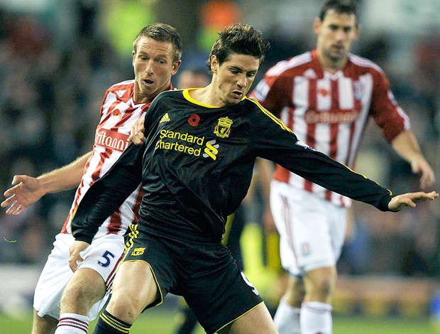 Fernando Torres na partida do Liverpool contra o Stoke City