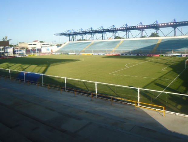 Estádio Macyrzão Macaé (Foto: Richard Fausto / Globoesporte.com)