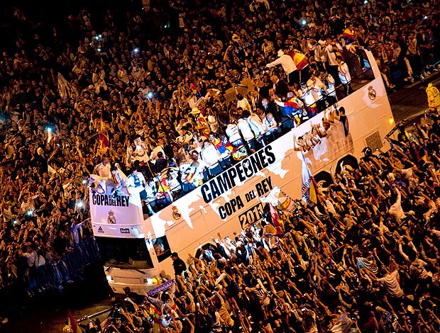 festa do Real Madrid pelo título da Copa do Rei  (Foto: EFE)