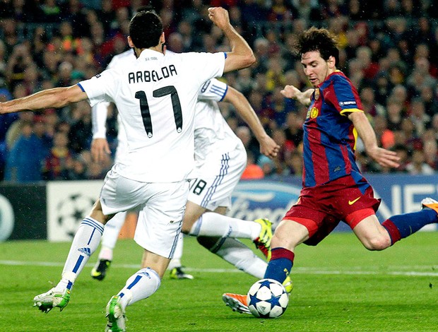 Messi na partida do Barcelona contra o Real Madrid (Foto: Reuters)