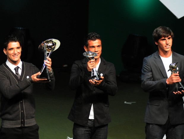 Thiago Neves Prêmio Cariocão 2011 (Foto: André Durão / Globoesporte.com)